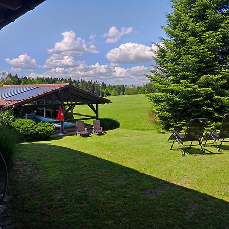Cafe Zum Toni Hotell Thyrnau Eksteriør bilde