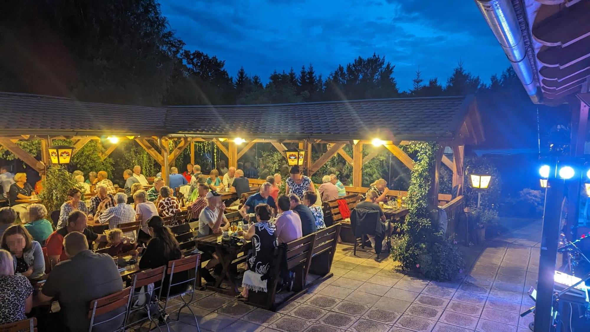 Cafe Zum Toni Hotell Thyrnau Eksteriør bilde