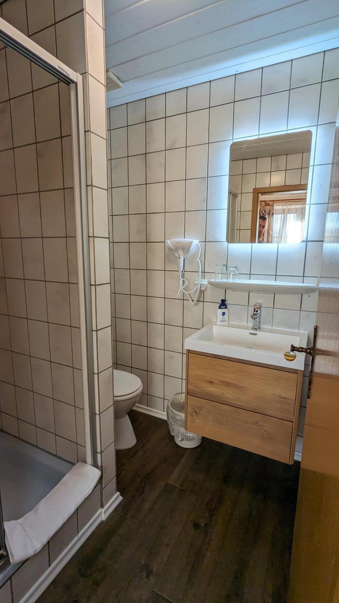 Cafe Zum Toni Hotell Thyrnau Eksteriør bilde